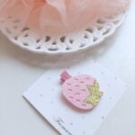 Clip strawberry pink