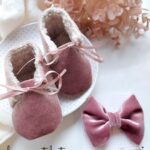 Baby lace ups velvet pink
