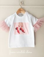 Tshirt red shoes