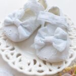 Baby shoes broderie Artemis