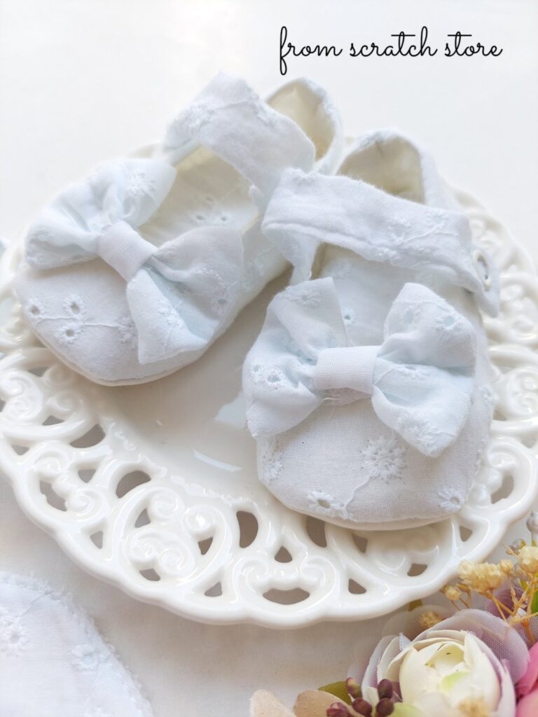 Baby shoes broderie Artemis