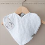 Σαλιάρα broderie Artemis