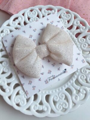 Clip Sparkly Cream
