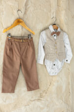 Arthur in vest - Image 3